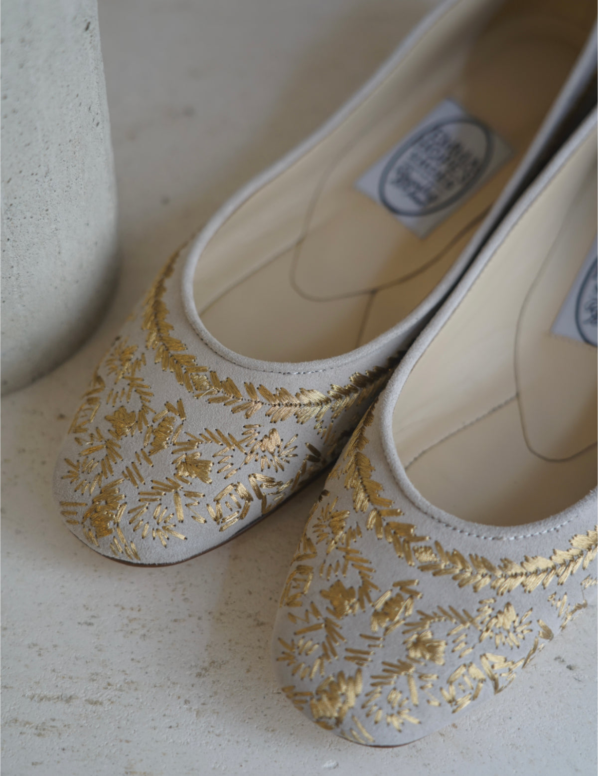 金線刺繡芭蕾鞋・骨白