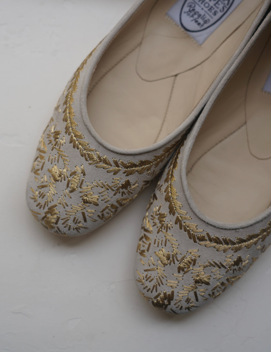 金線刺繡芭蕾鞋・骨白