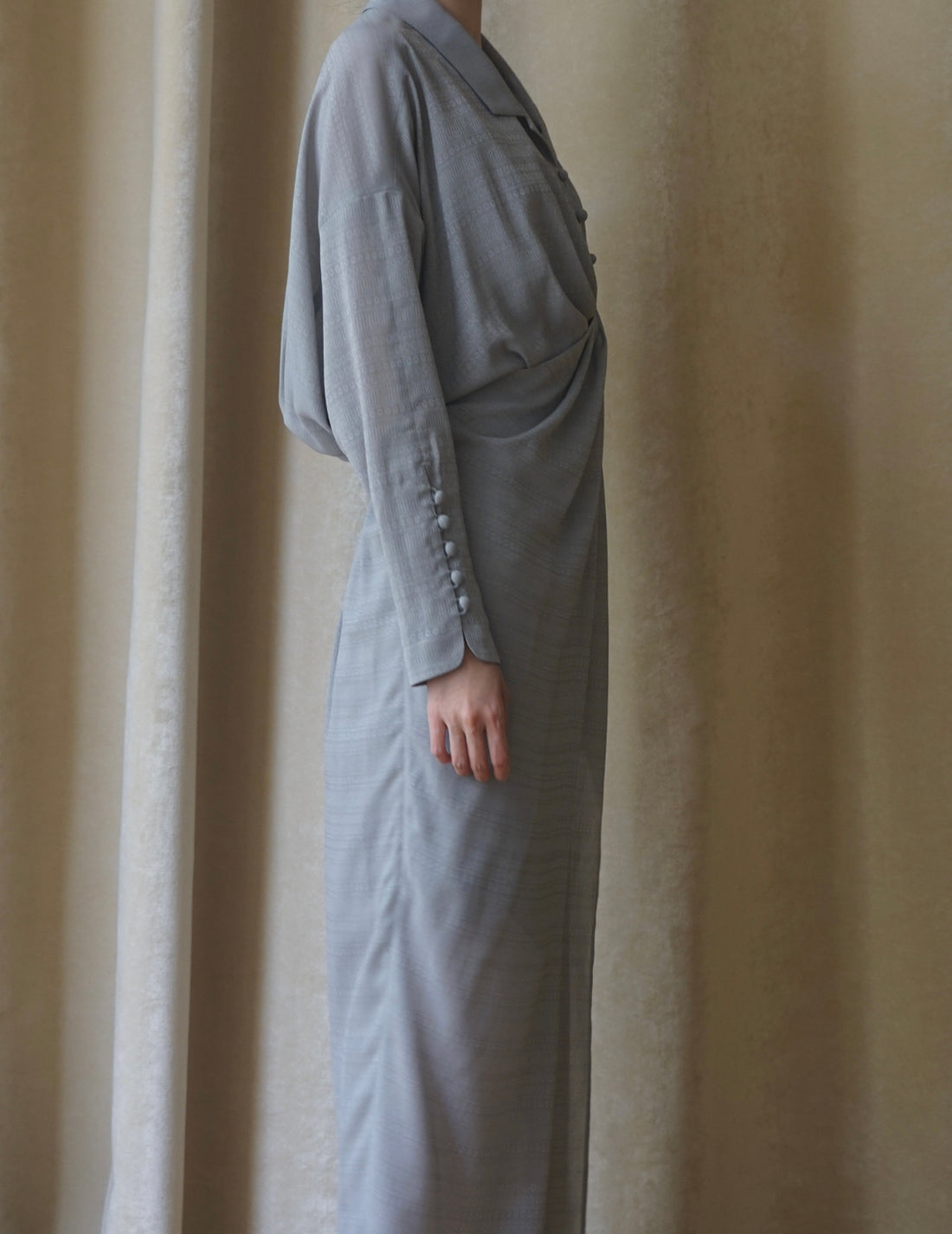 "Mishima Karatsu" Floral Pattern Jacquard Draped Dress・Grey