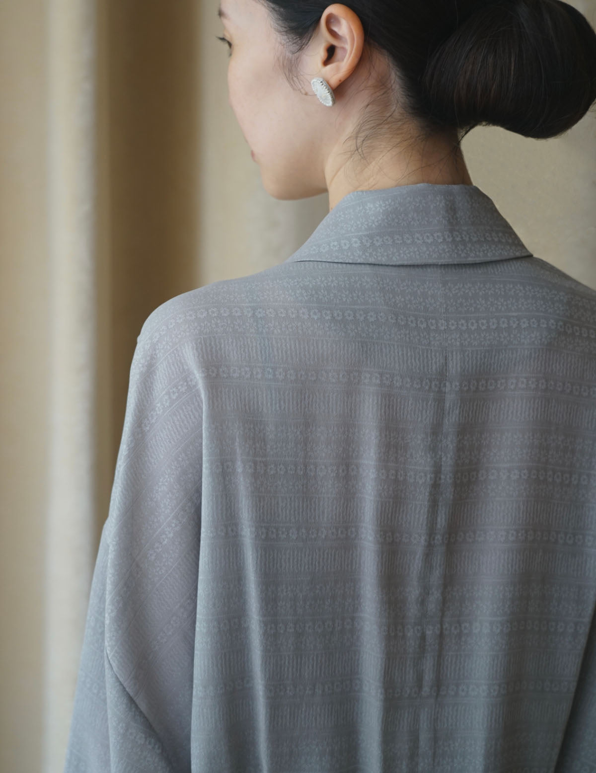 "Mishima Karatsu" Floral Pattern Jacquard Draped Dress・Grey