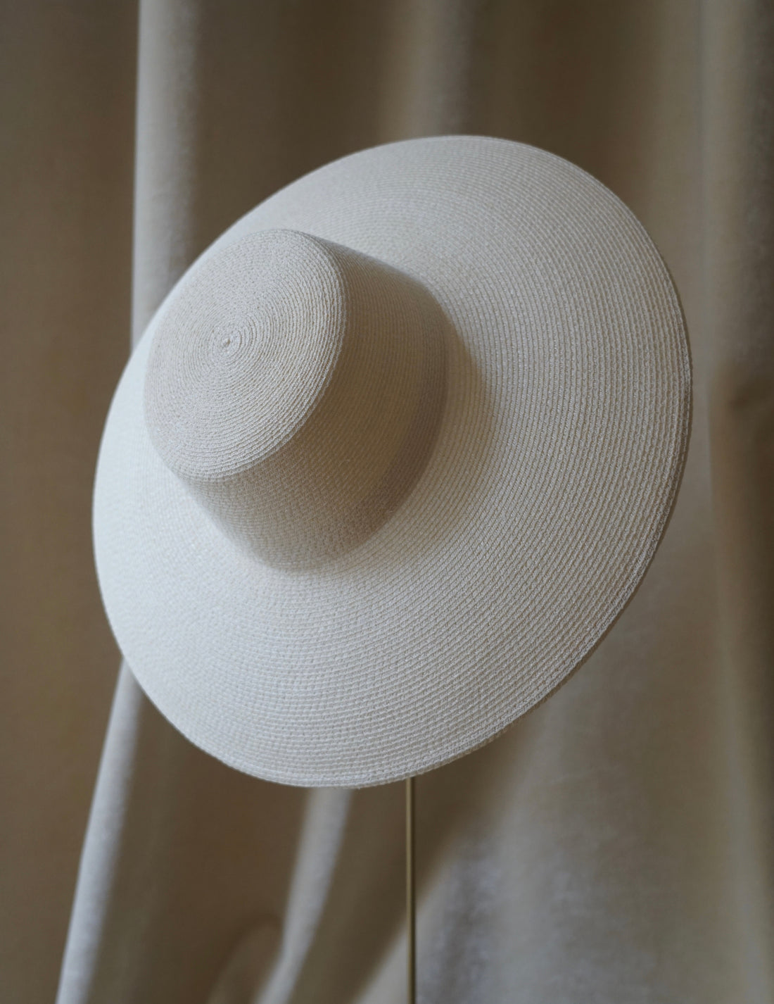 Ines Hat