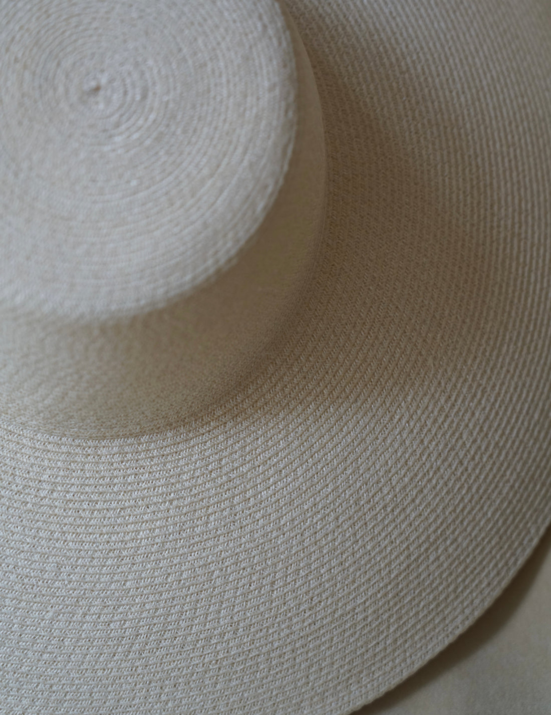 Ines Hat