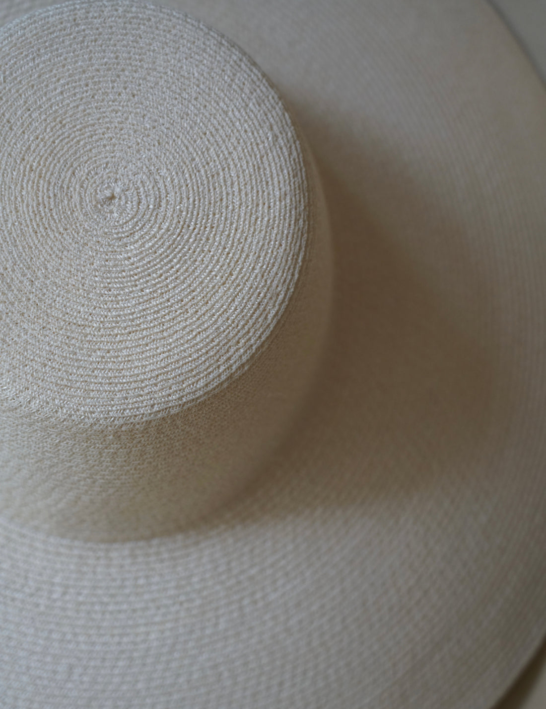 Ines Hat