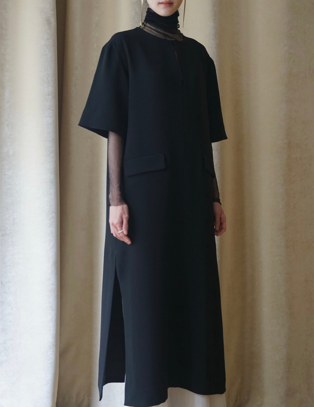 Daviana Dress・Black