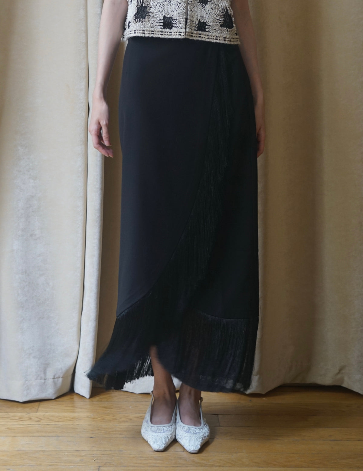 Milk Skirt “Bakhroma”・Black