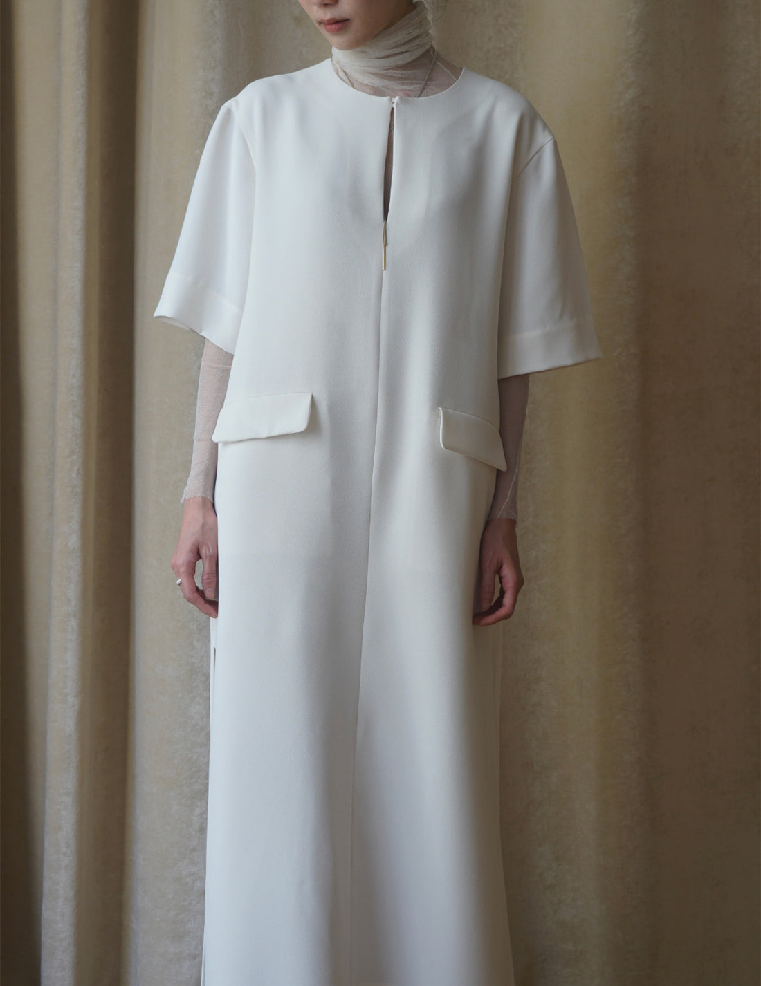 Daviana Dress・Ivory