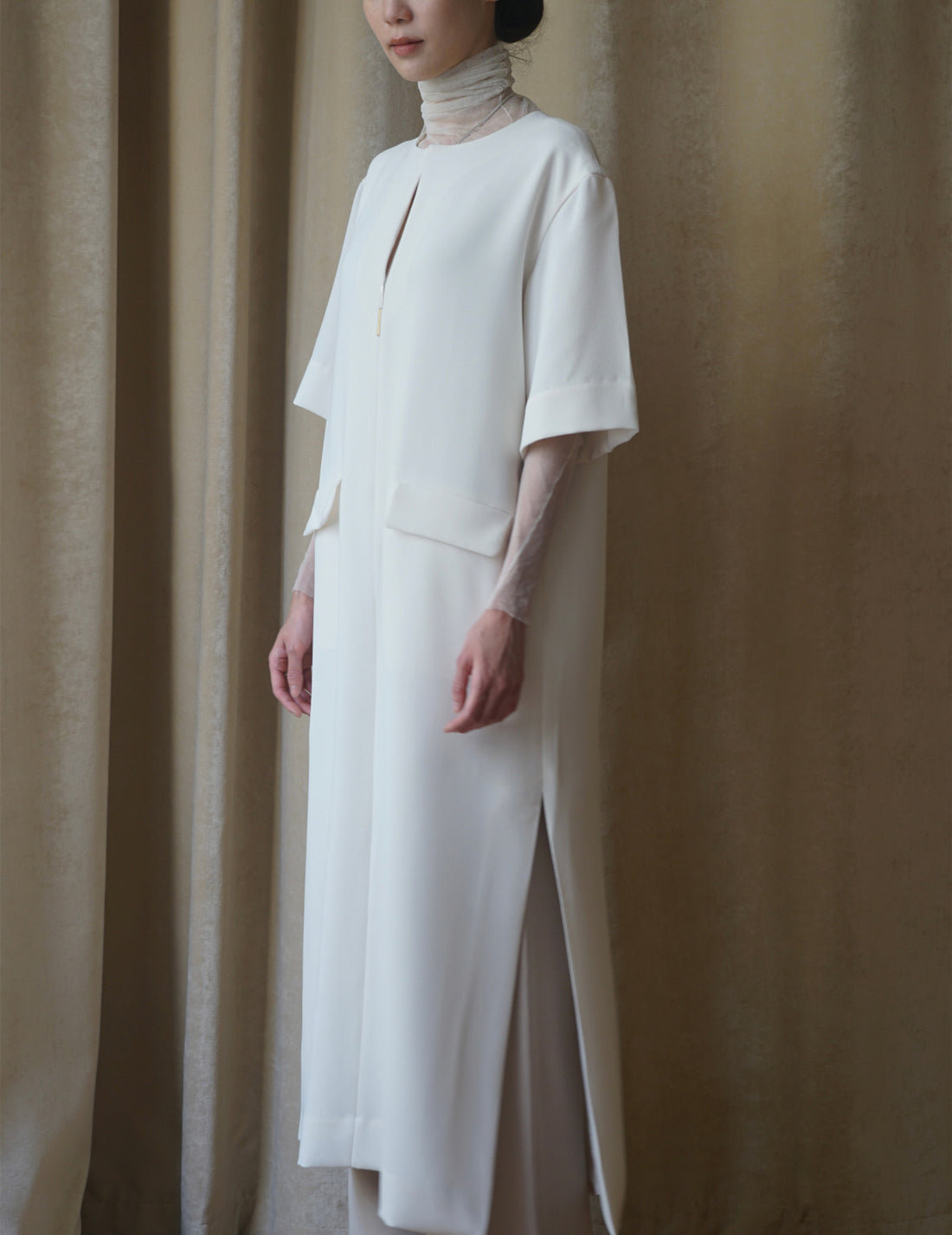 Daviana Dress・Ivory