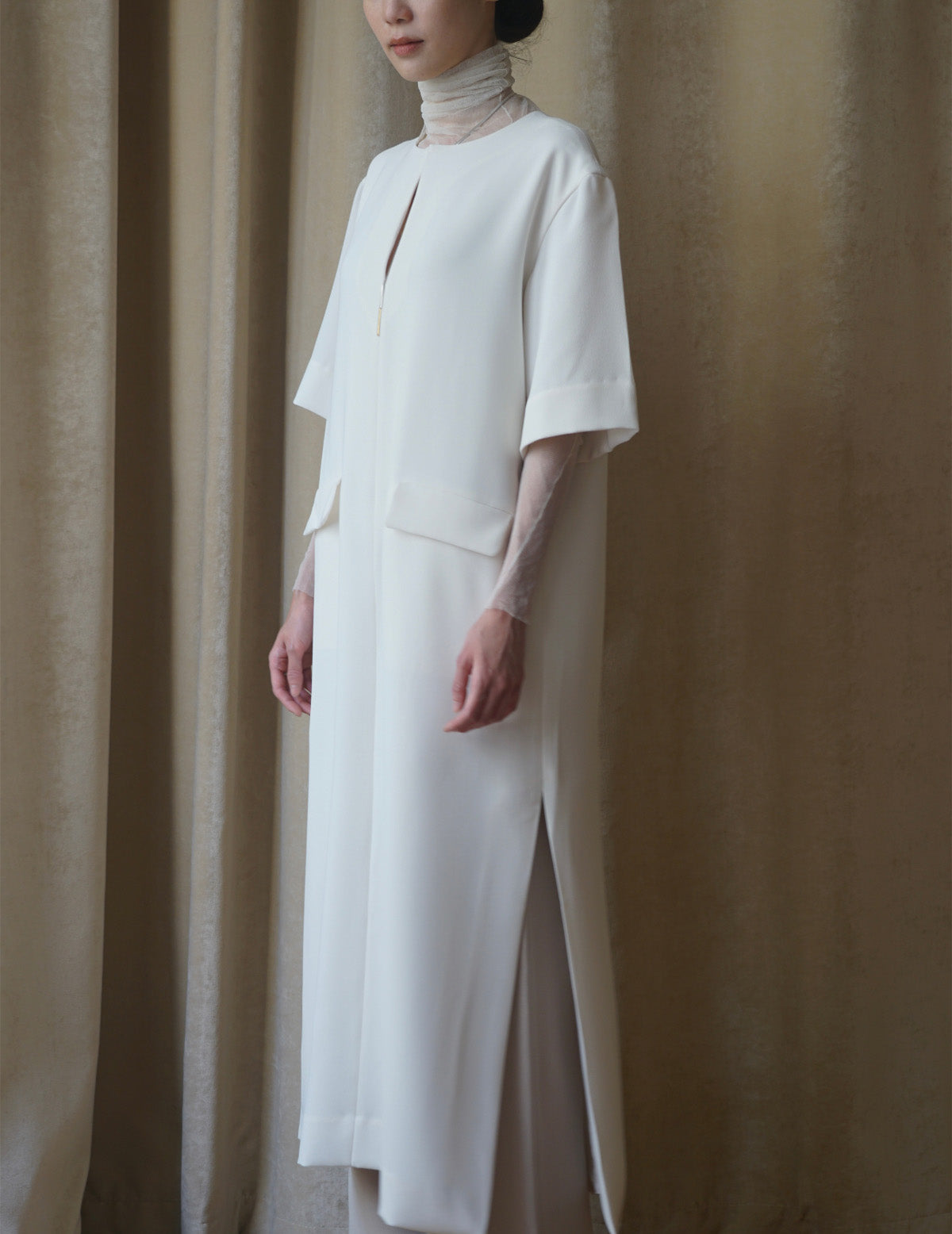 Daviana Dress・Ivory