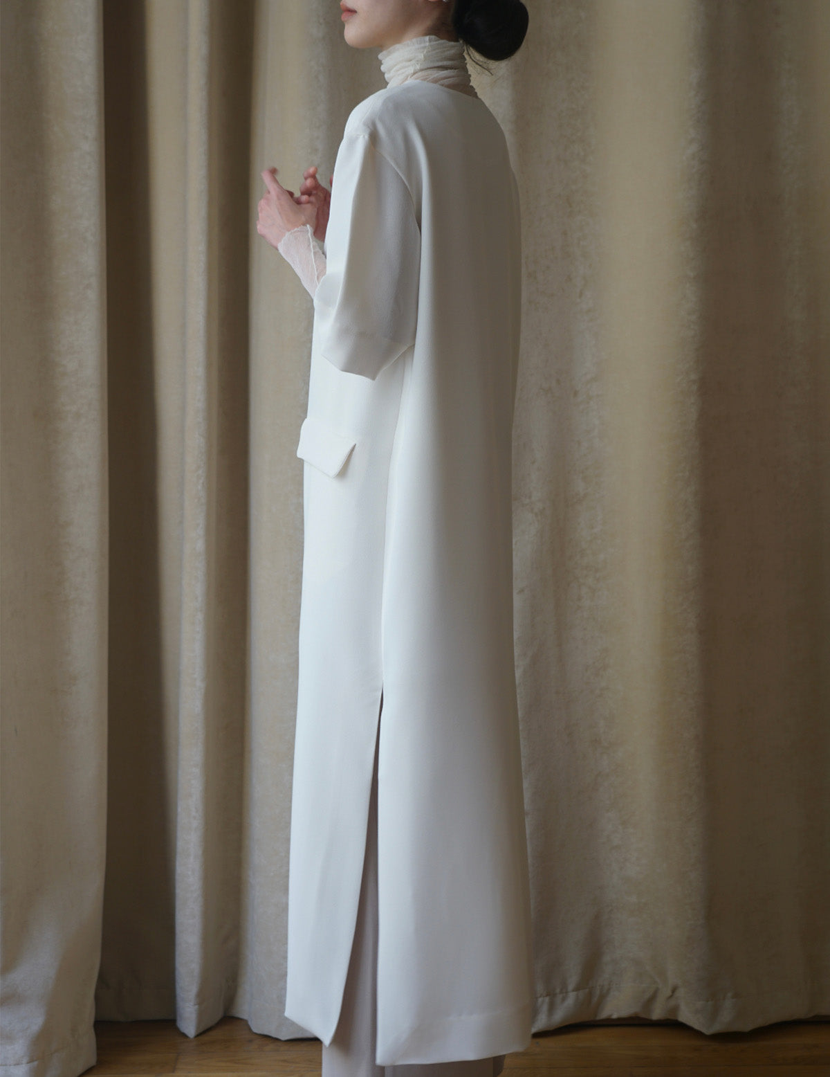 Daviana Dress・Ivory