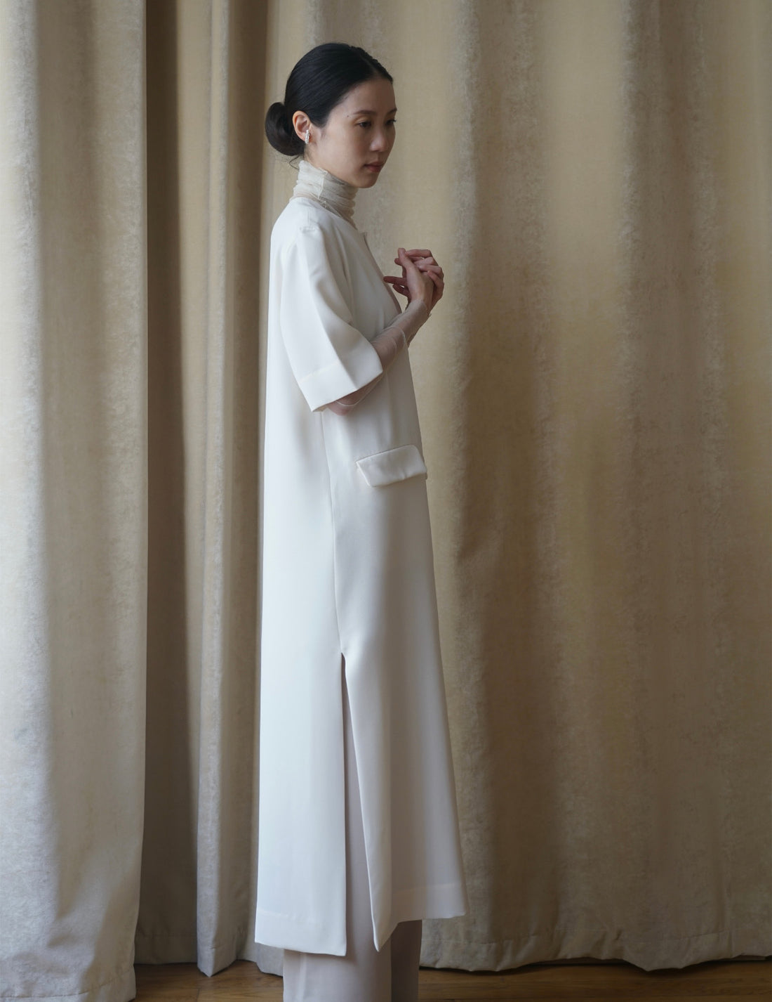 Daviana Dress・Ivory