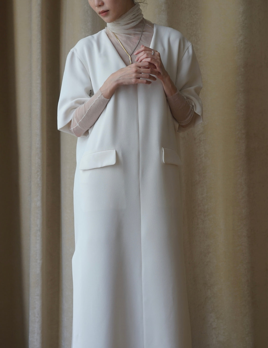 Daviana Dress・Ivory