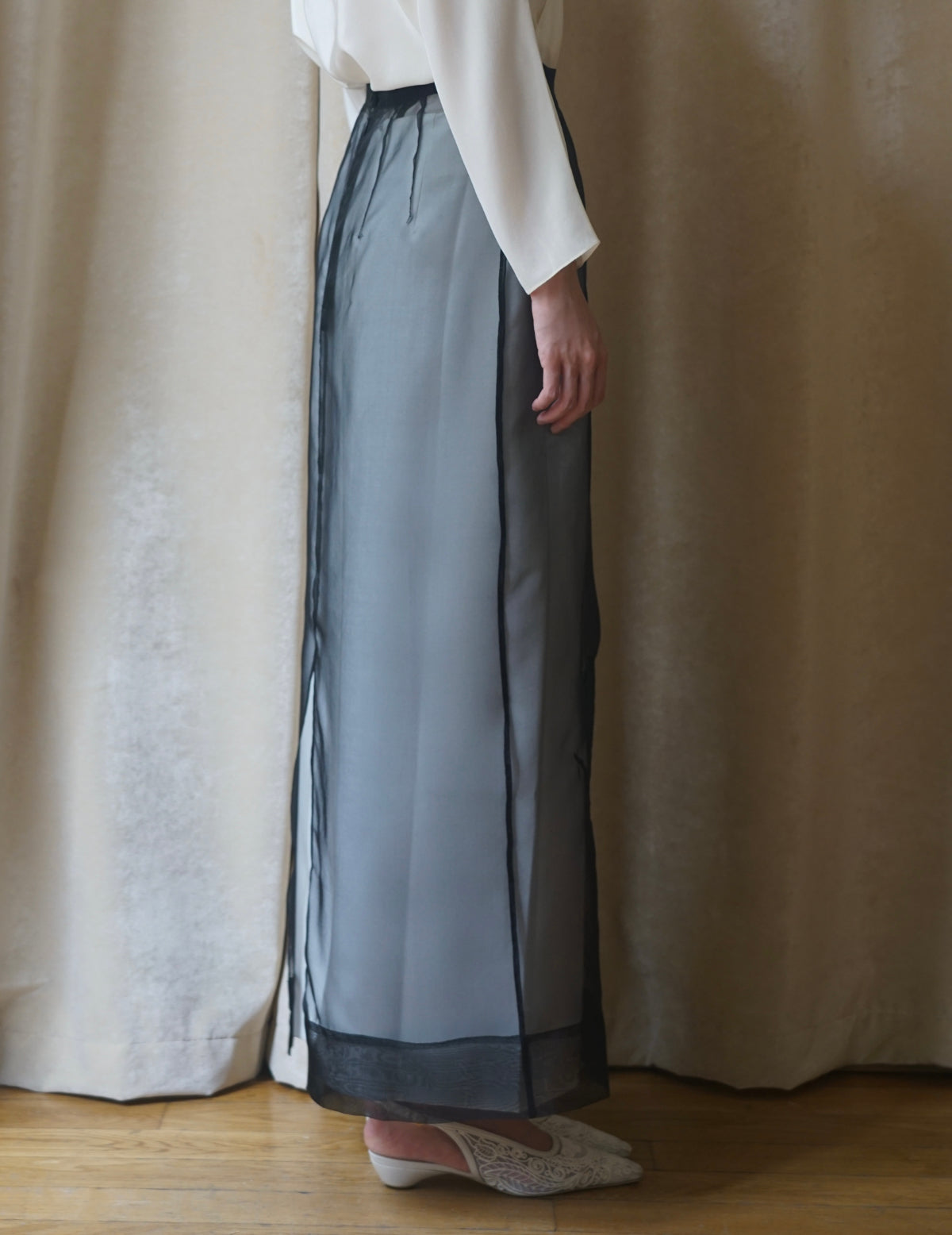 Naked Skirt “Bluebottle”