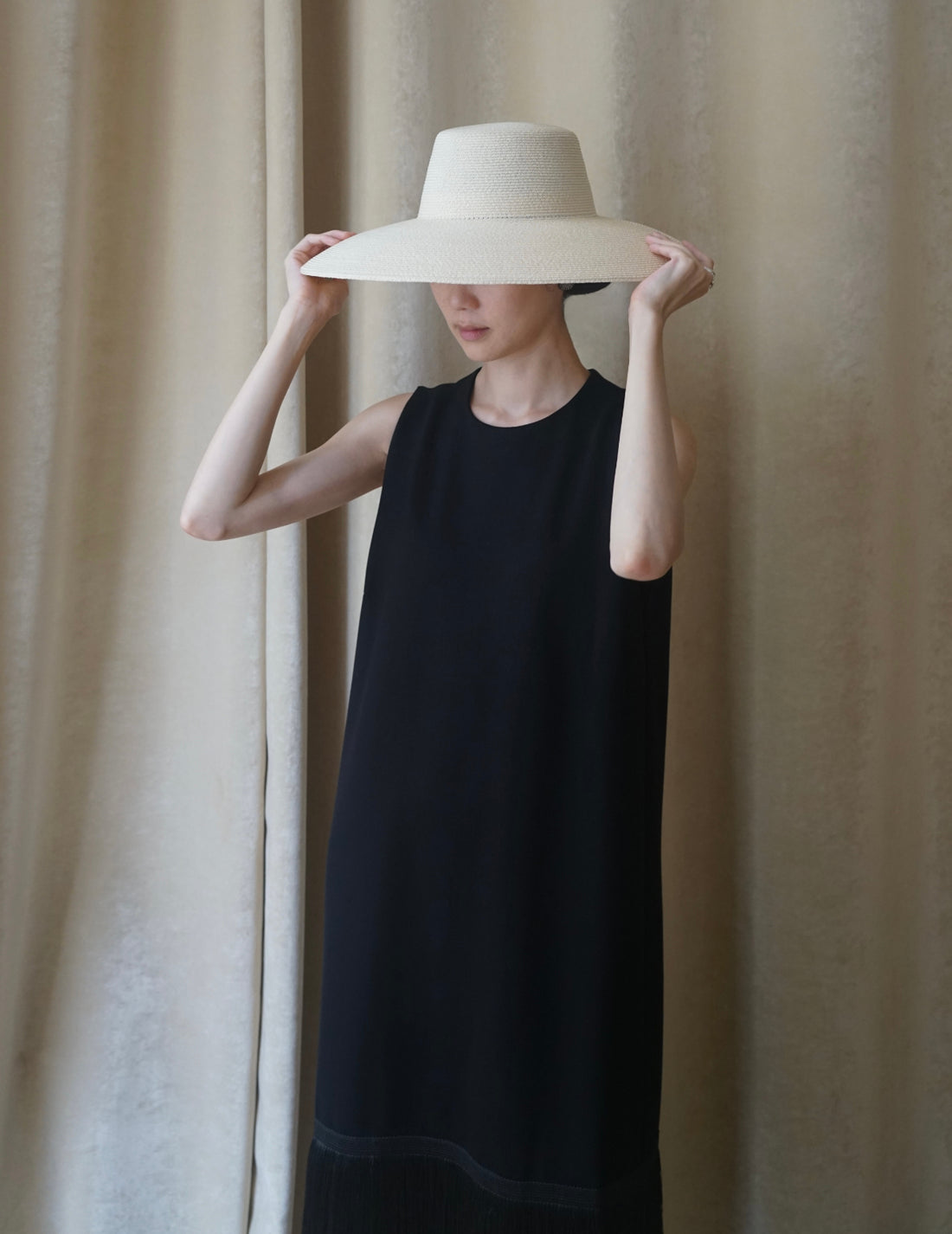 Ines Hat