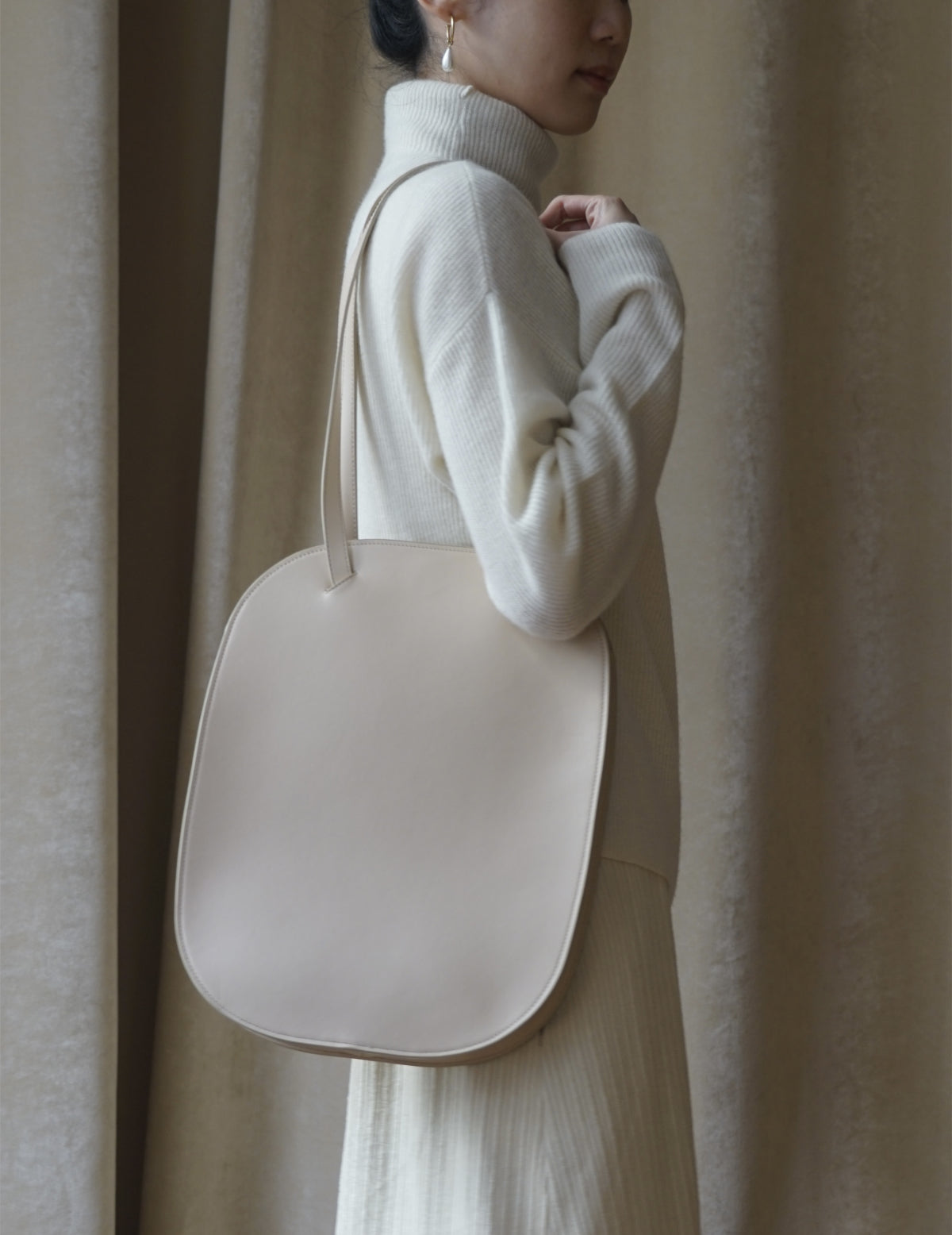 Up To You | 深澤直人飛機窗包．OFF WHITE （大）