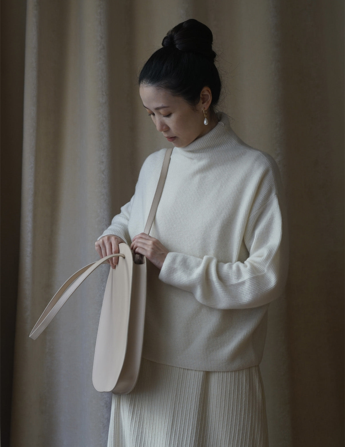 Up To You | 深澤直人飛機窗包．OFF WHITE （大）