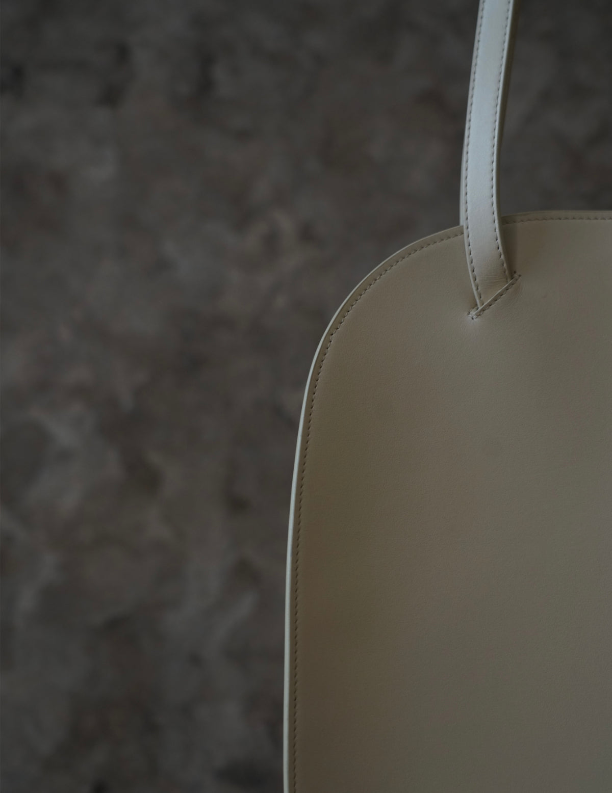 Up To You | 深澤直人飛機窗包．OFF WHITE （大）