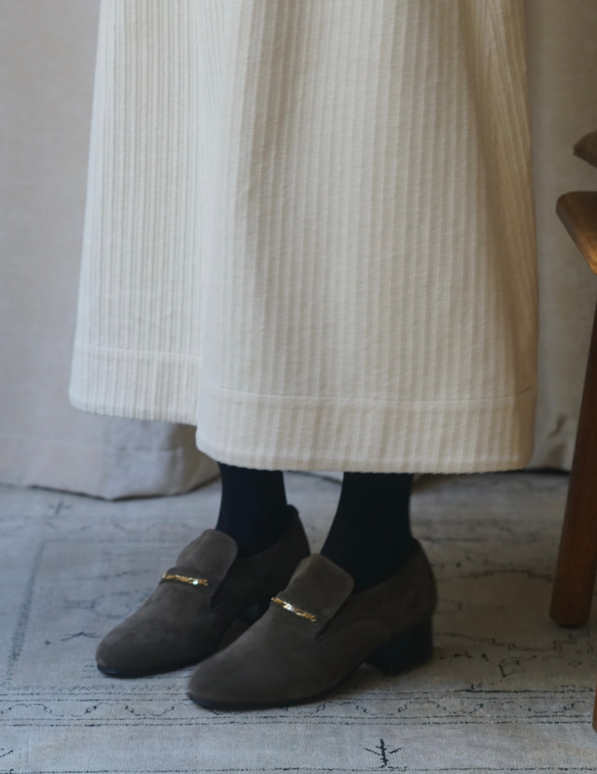 Montana 麂皮低跟皮鞋・深橄欖綠