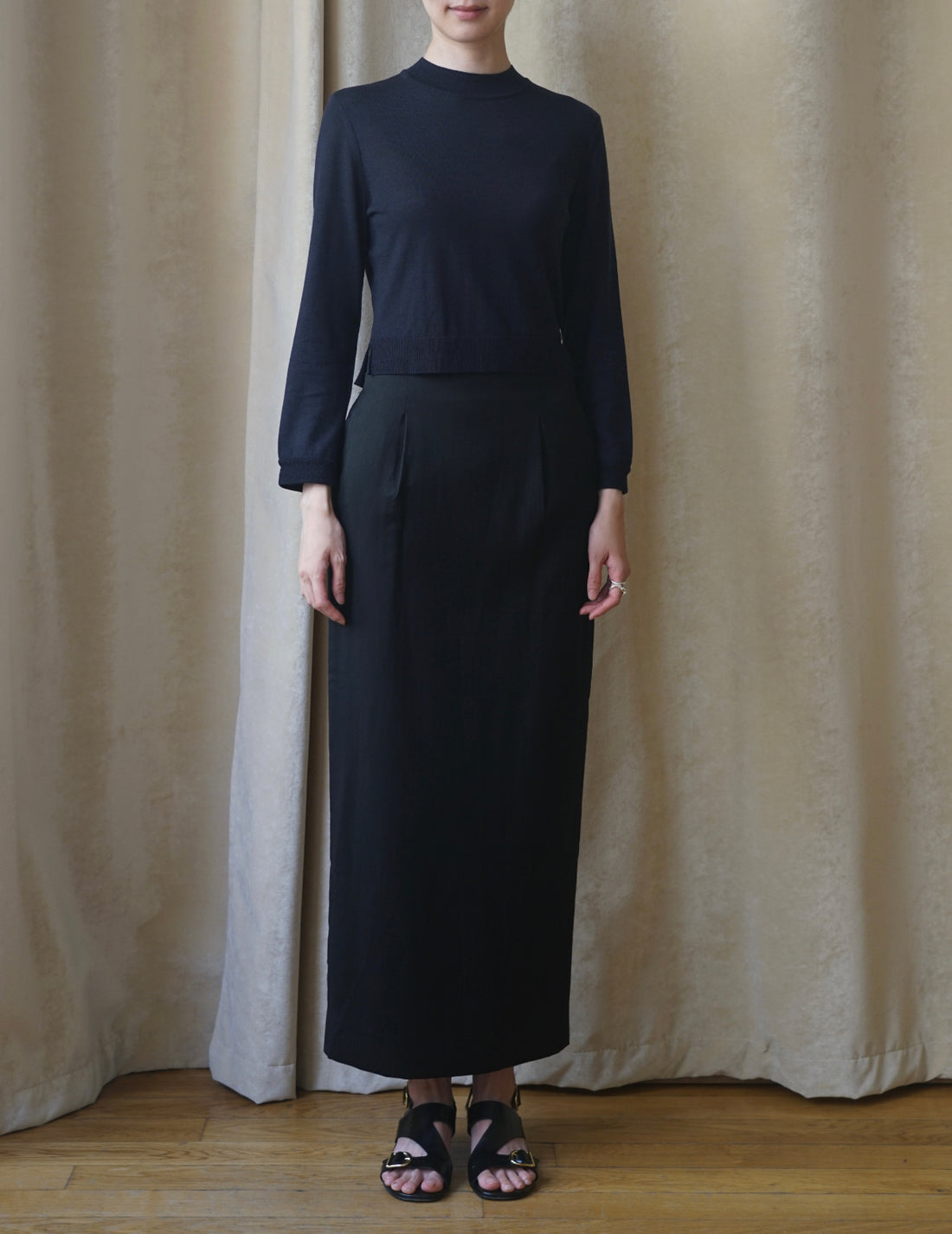 Detachable Embroidery Cuff Knitted Top・Navy