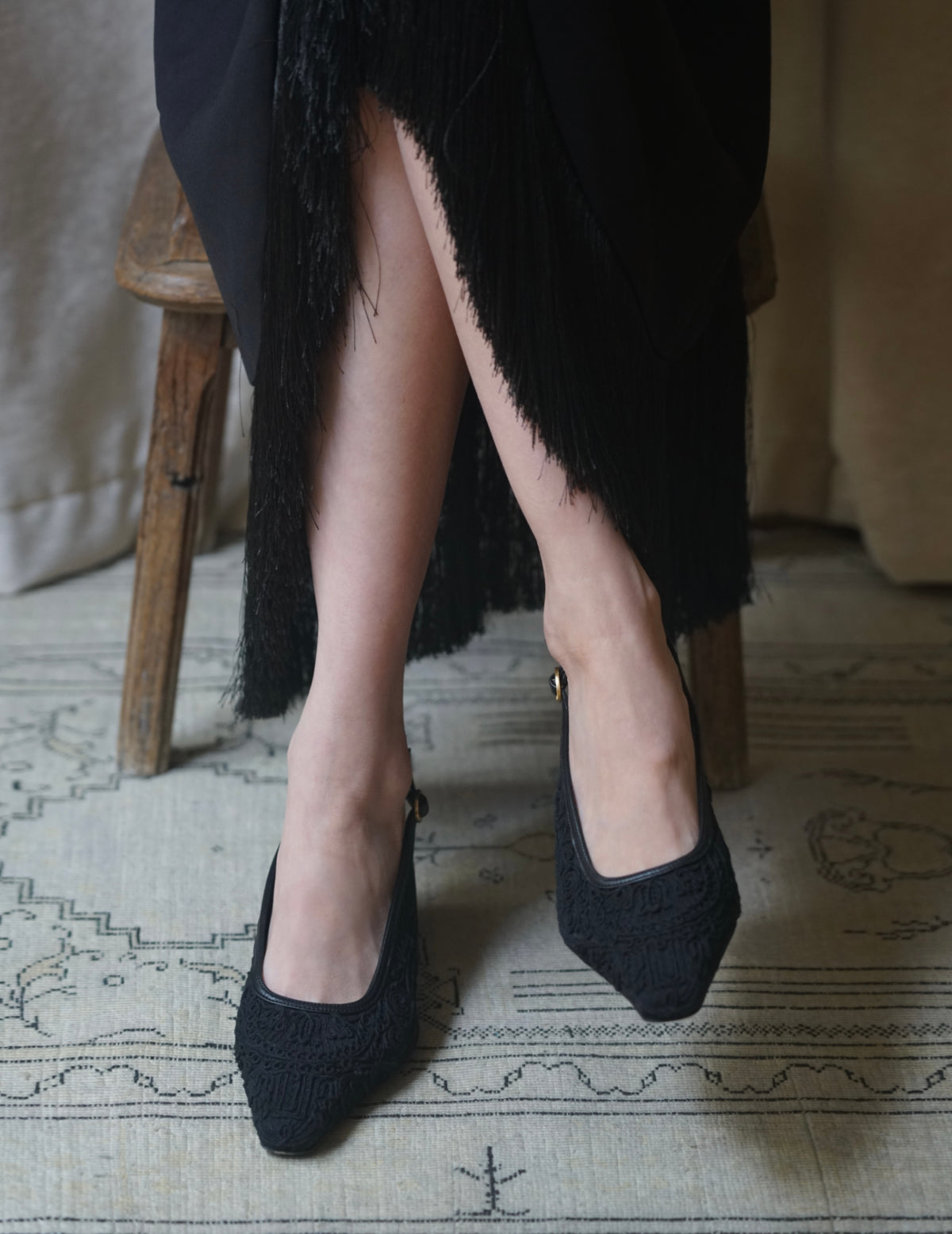 Cording Embroidery Sling Back Heels・Black