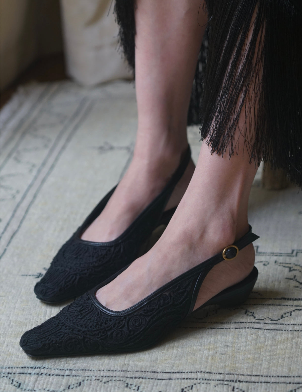 Cording Embroidery Sling Back Heels・Black