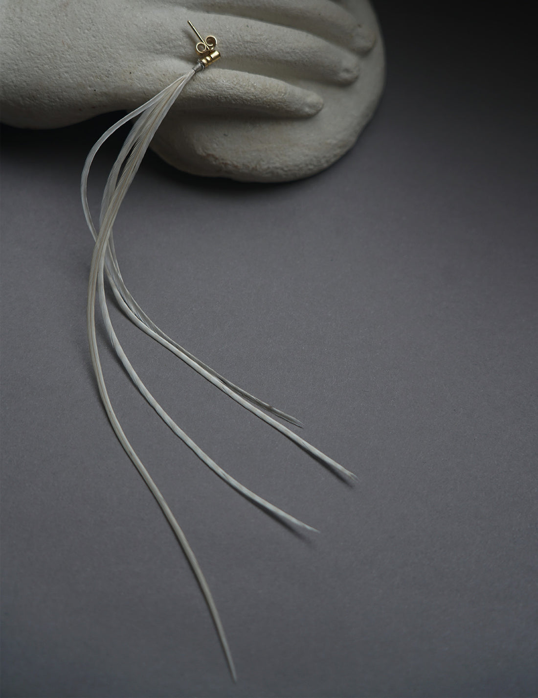 Feather Earring・ White