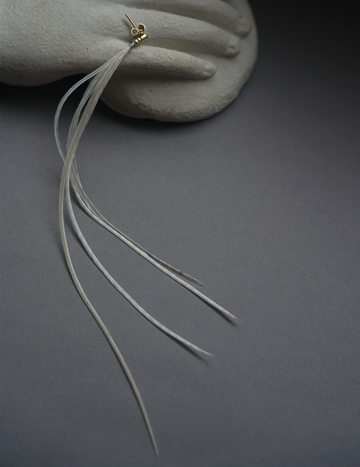 Feather Earring・ White