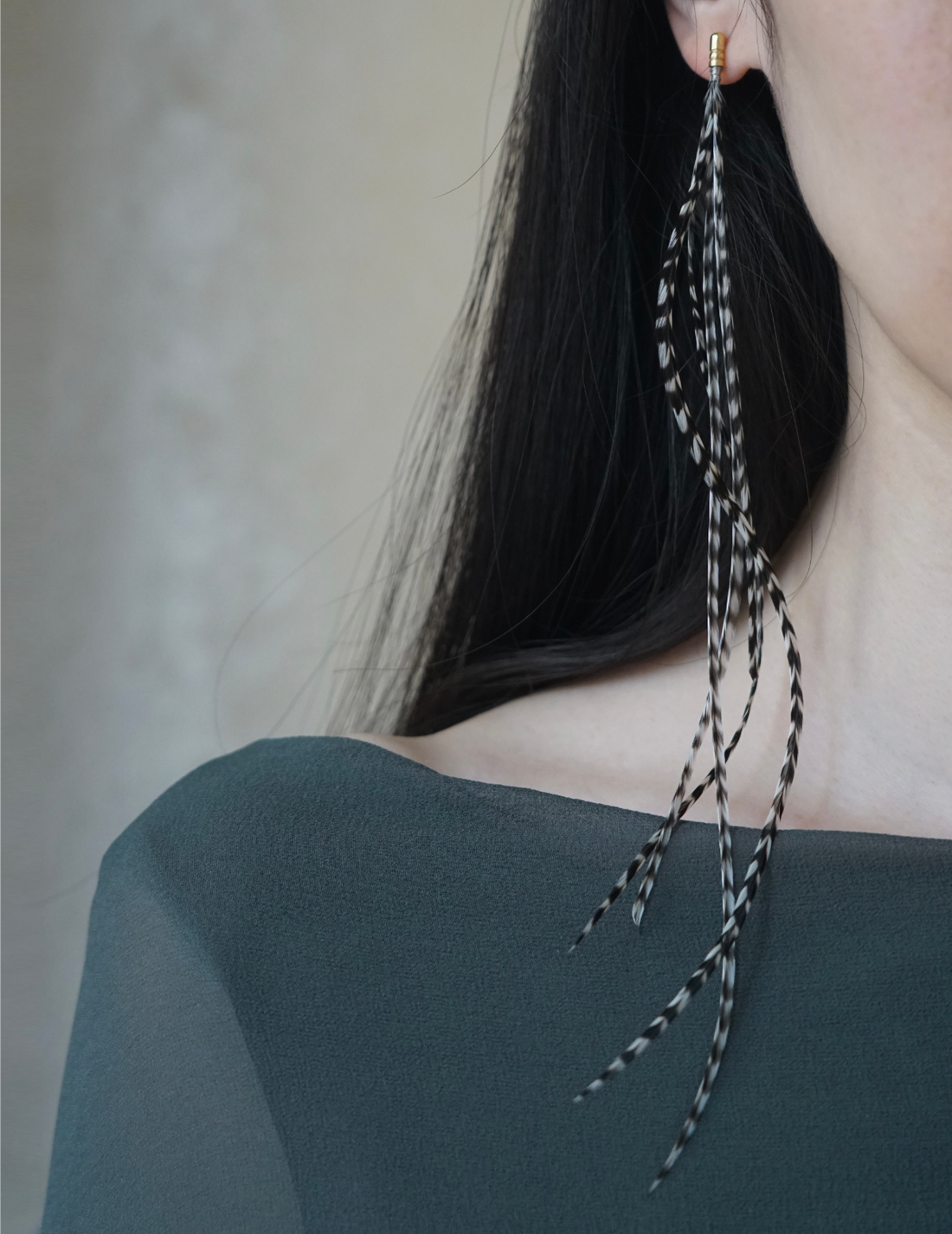 Feather Earring・Grizzly