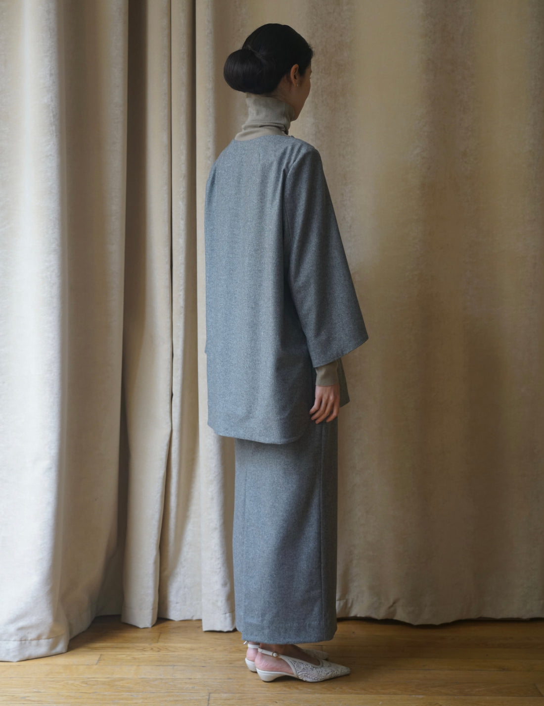 Wool Flannel Plunge Top・Grey