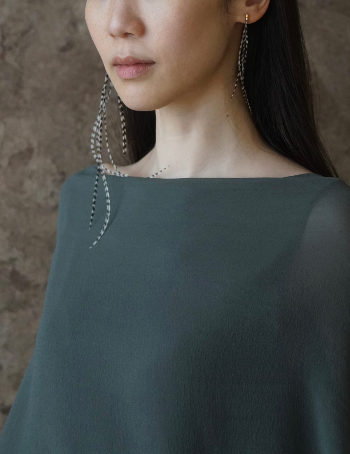 Feather Earring・Grizzly