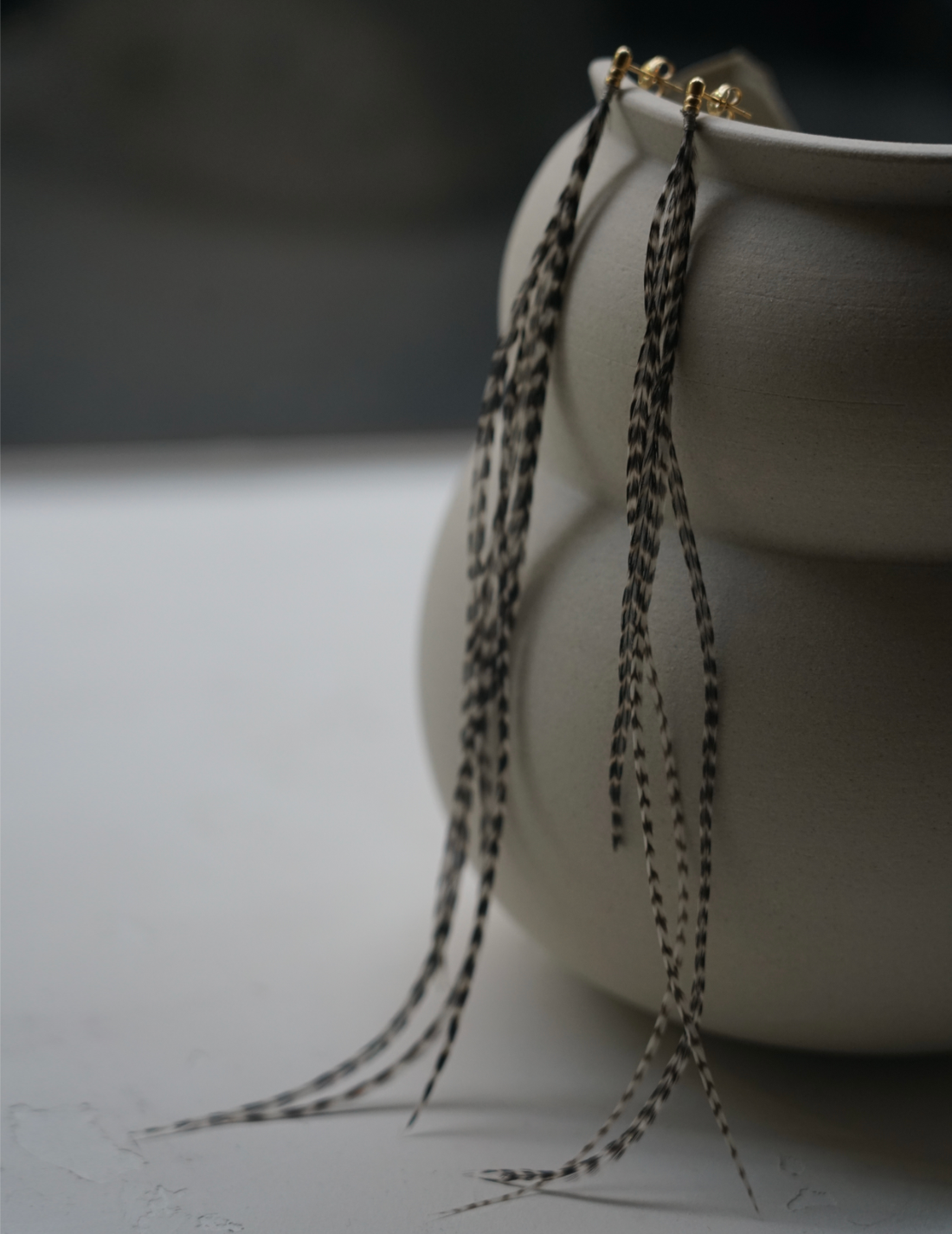 Feather Earring・Grizzly