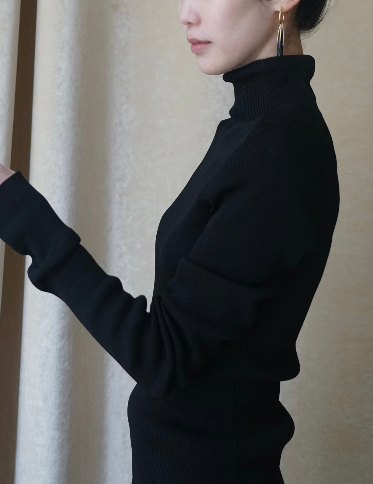 Ribbed Mockneck Knit Top