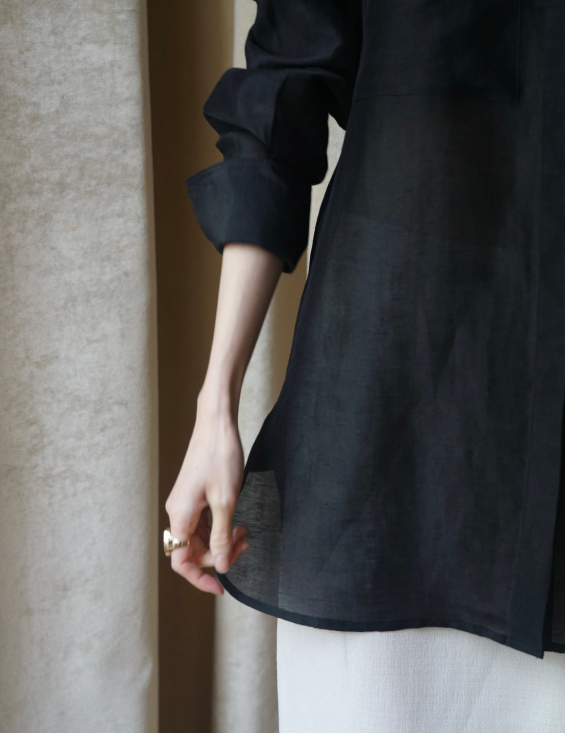 Sira Shirt・ Black
