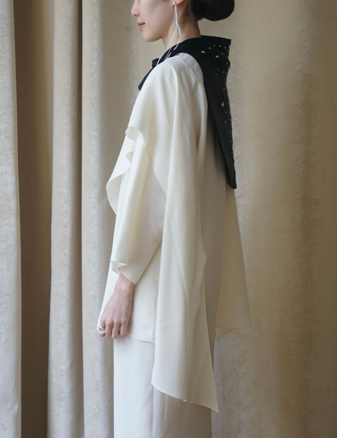 Atelier Ari 珍珠頭巾・ Black