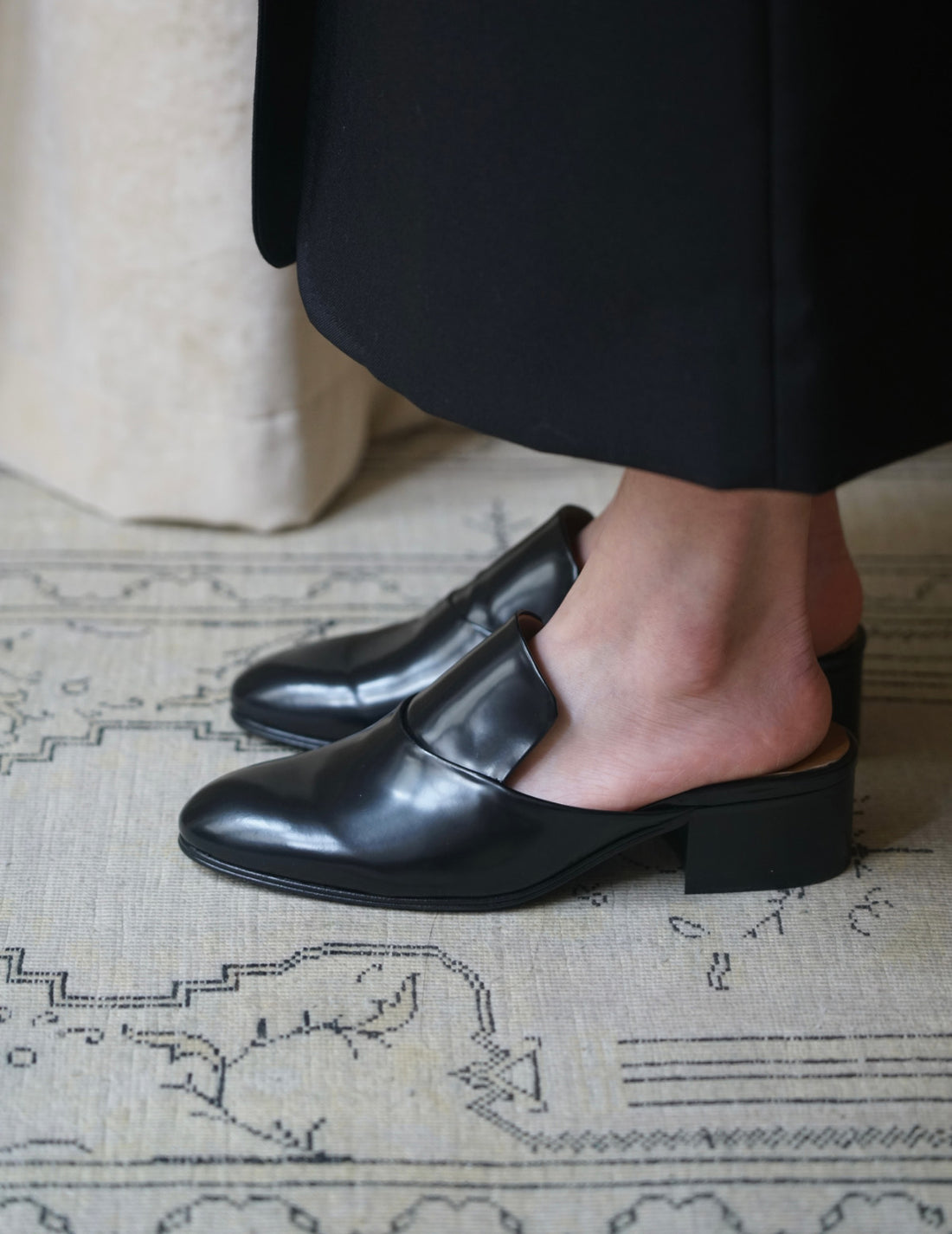 Fatima 穆勒鞋・黑色