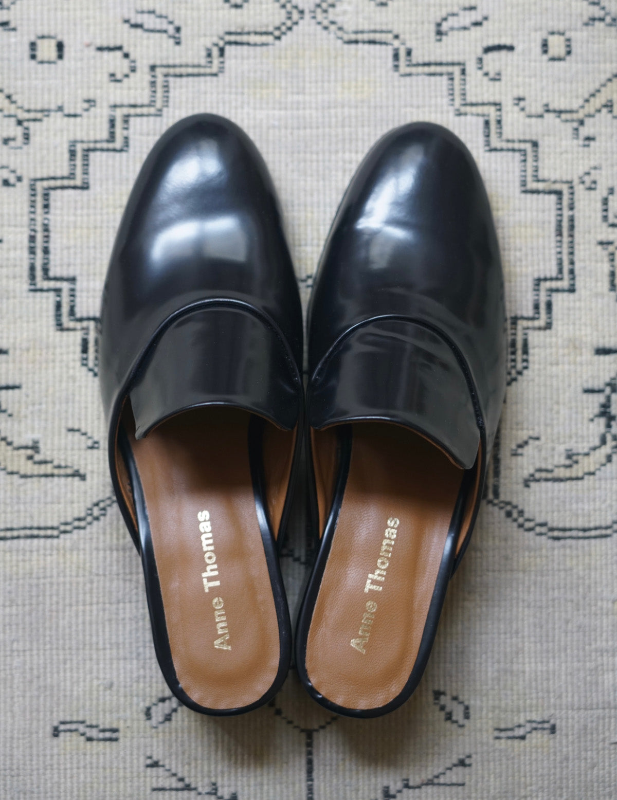 Fatima 穆勒鞋・黑色