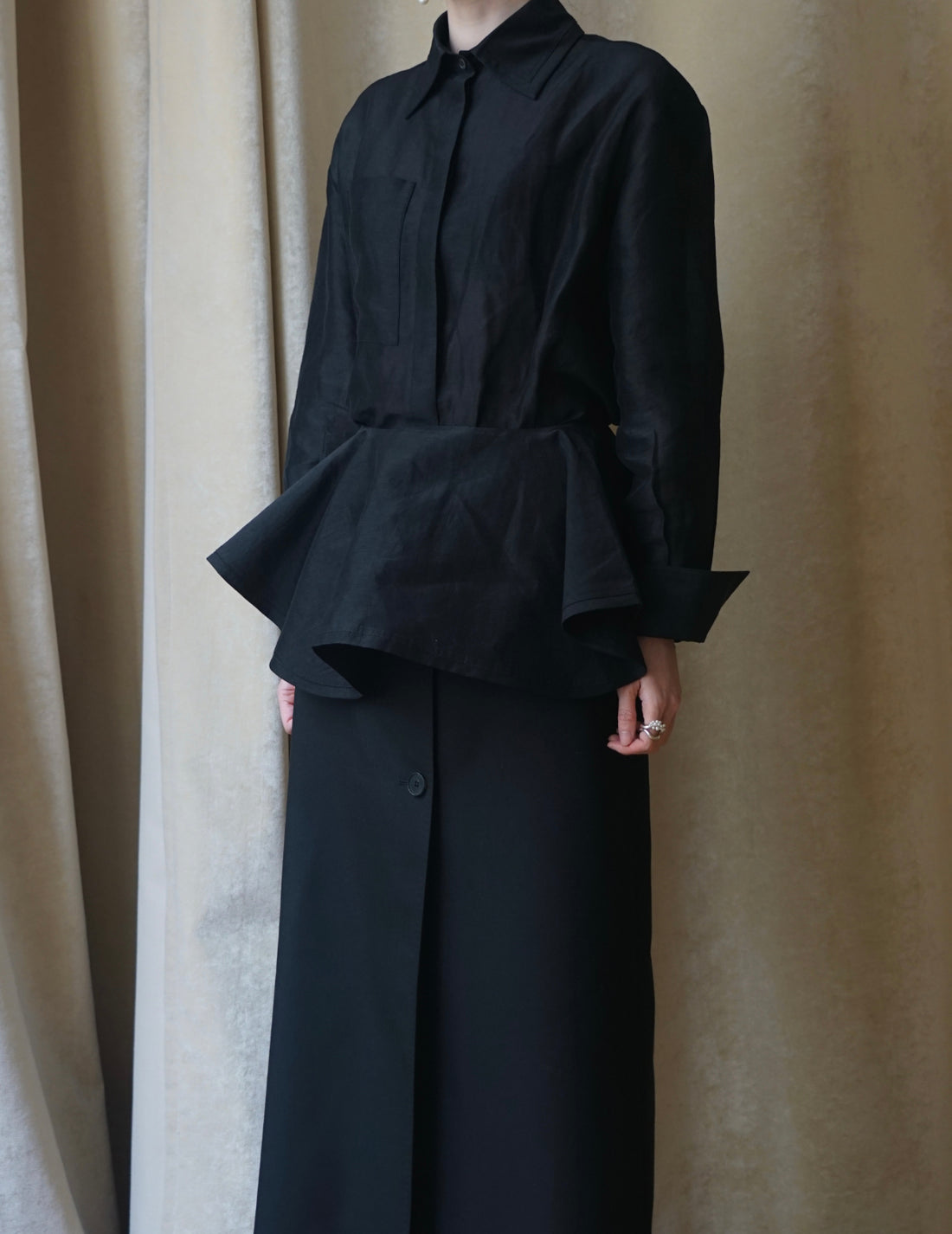 Sira Shirt・ Black