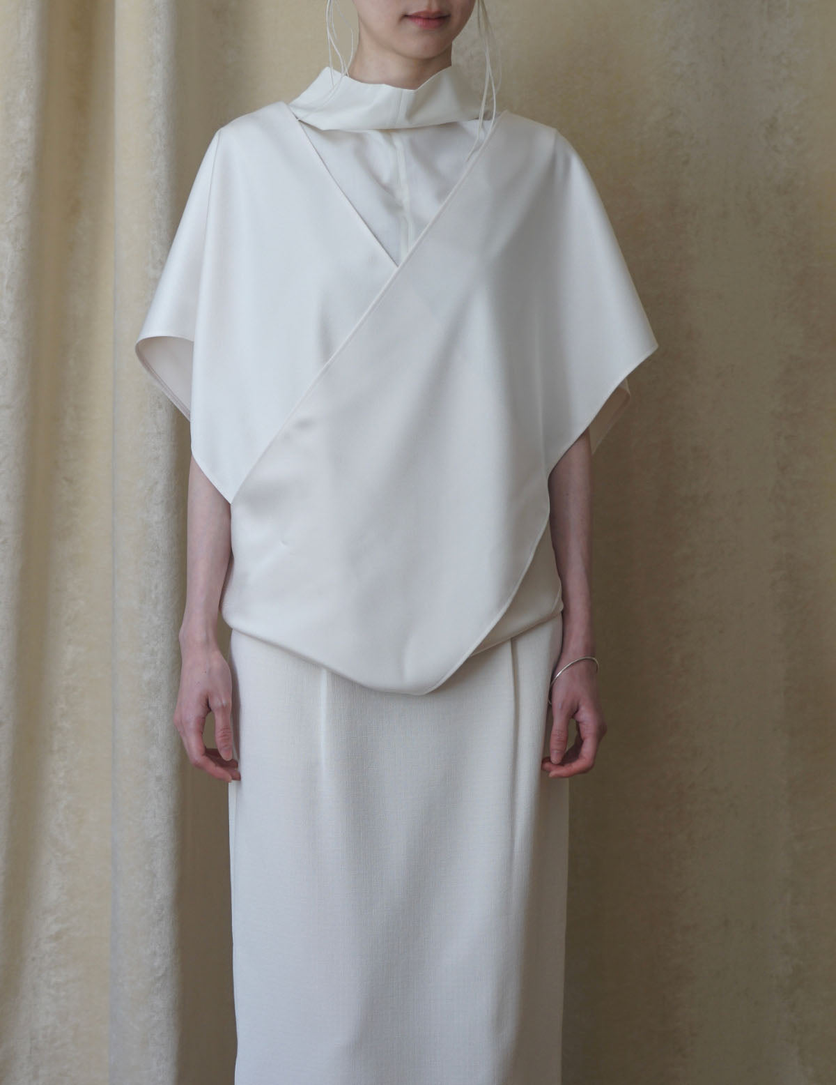 Muffler Sleeveless Blouse