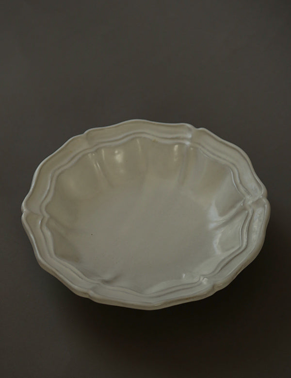 White Glazed Drape Bowl