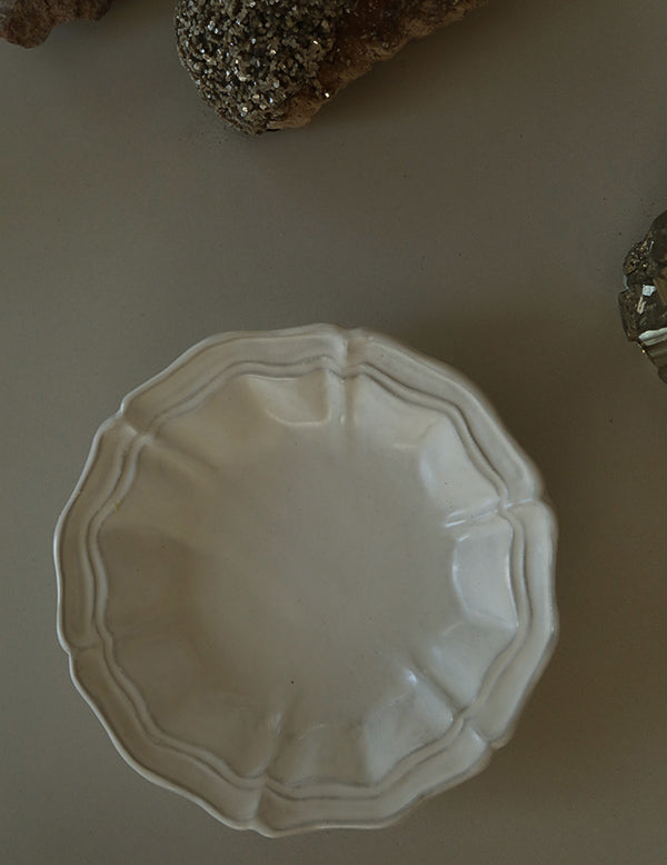 White Glazed Drape Bowl