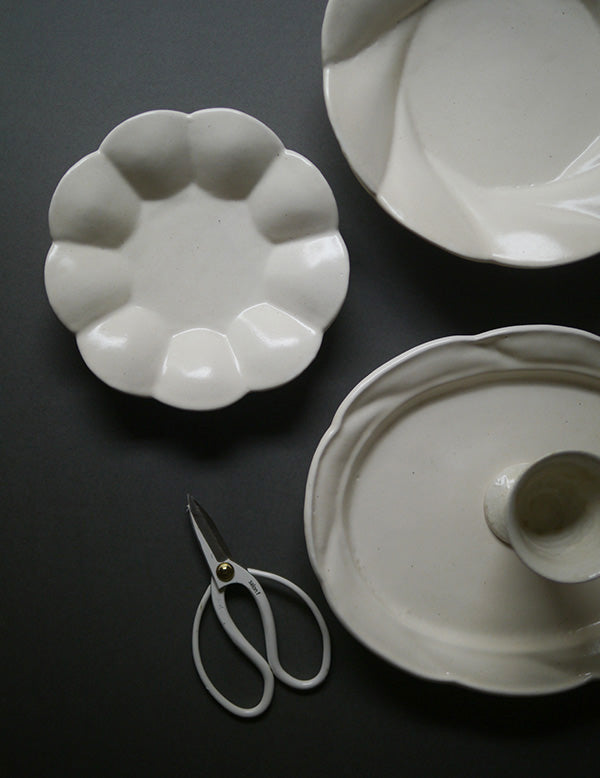 White Glazed Small Floral Dish