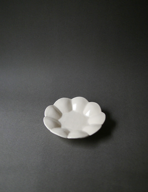 White Glazed Small Floral Dish