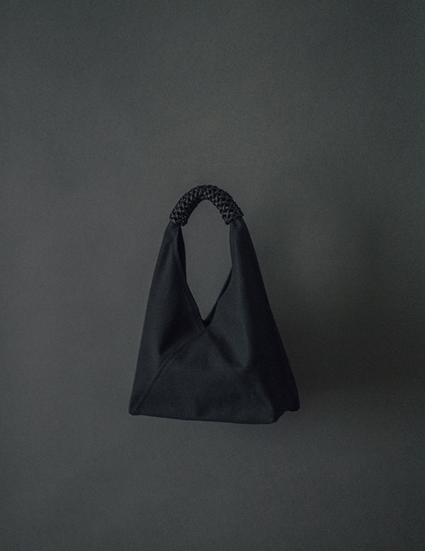 Woven Triangle Bag All Black・S