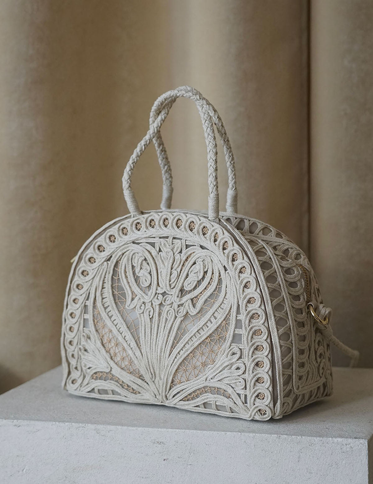 Cording Embroidery Demi Lune Handbag・Beige