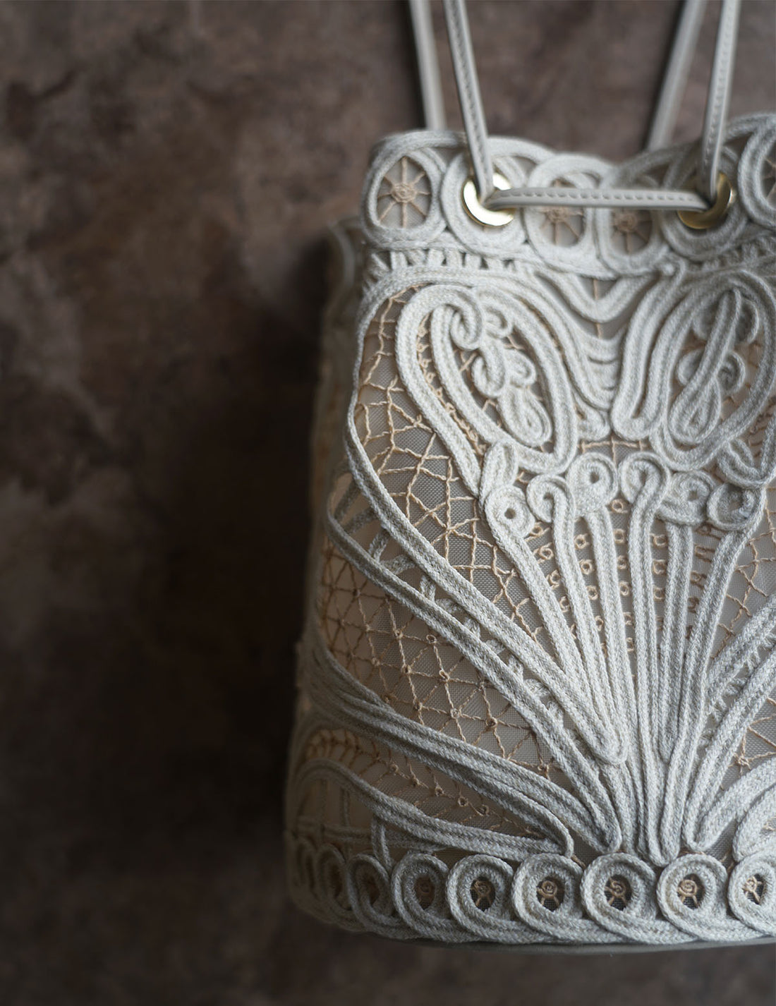 Cording Embroidery Bucket Bag・Beige