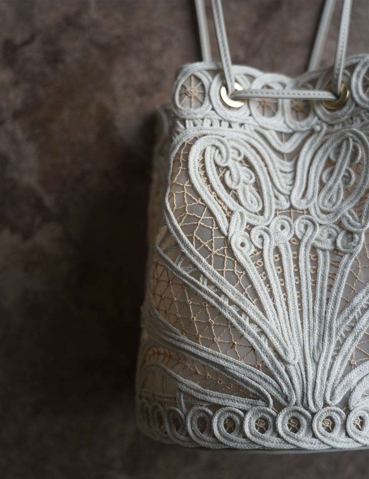 Cording Embroidery Bucket Bag・Beige