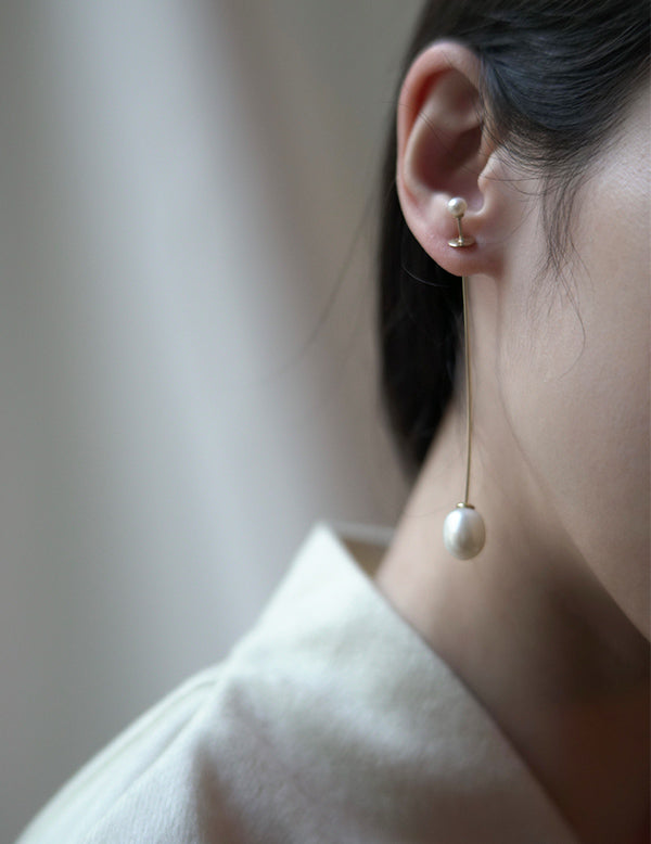 Floating Pearl Earring．Single Side