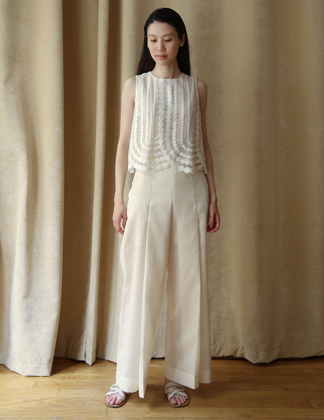 Summer Light Trousers．Cream