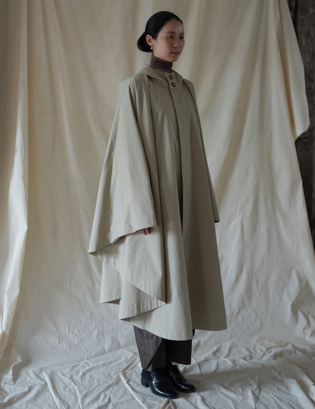 Odin Hooded Poncho・Beige