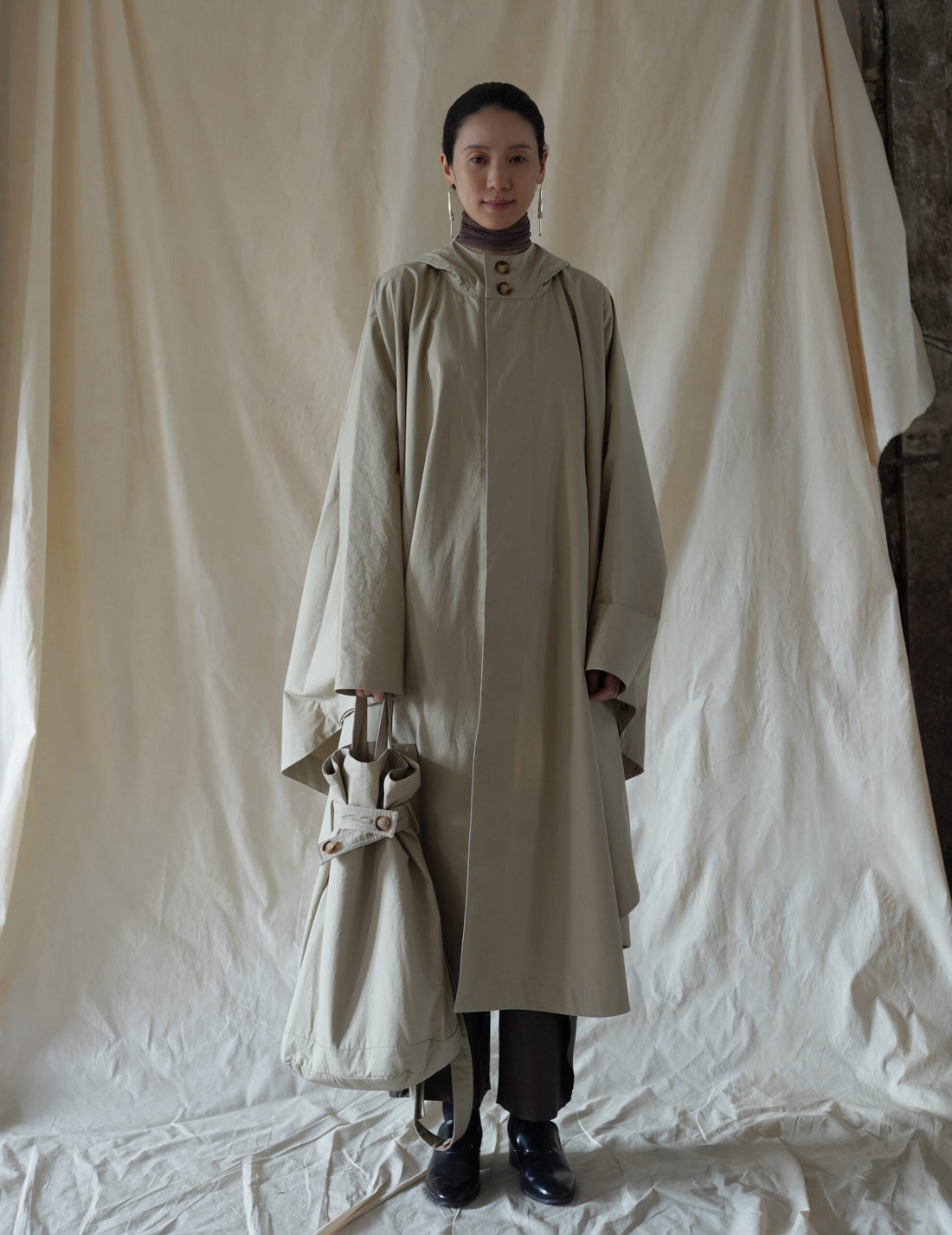 Odin Hooded Poncho・Beige