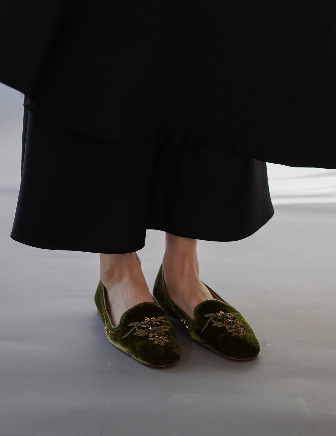 絲絨刺繡芭蕾鞋・金綠色